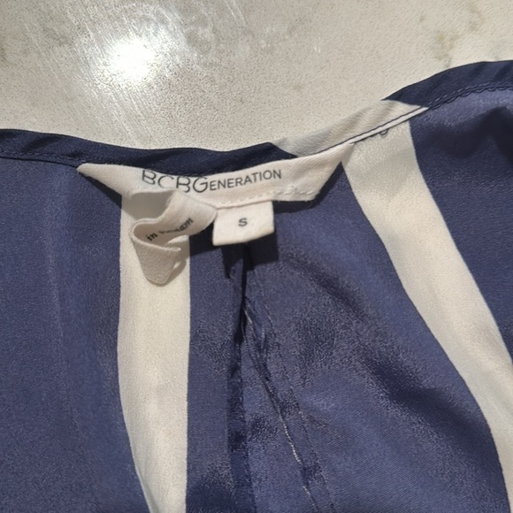 BCBGeneration navy + white striped top - Picture 3 of 3